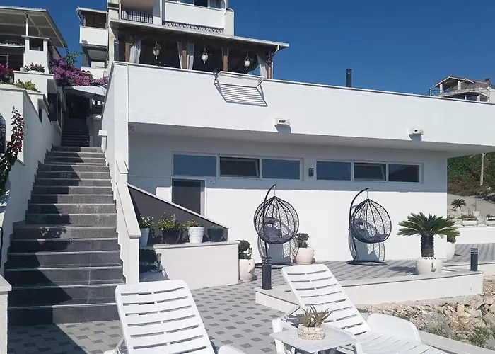 Awesome In With View Apartman Klek