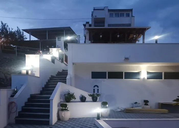 Awesome In With View Apartman